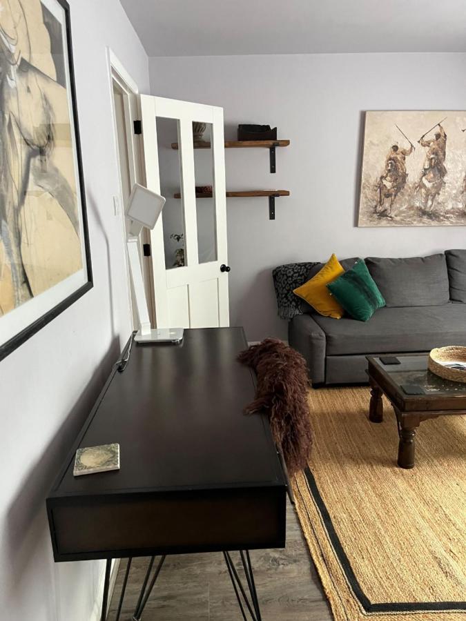 Winter Haven Cottage With Private Terrace Sway 外观 照片